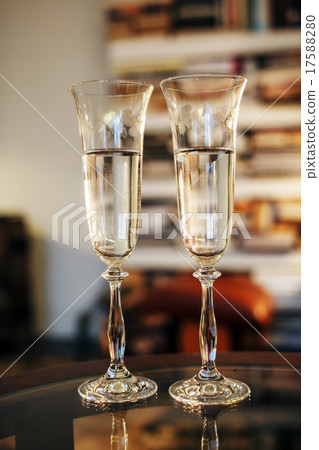 glasses of champagne 17588280