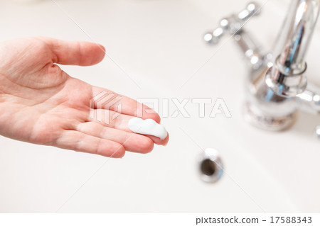 hand with cream 17588343