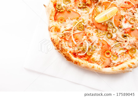 tasty pizza 17589045