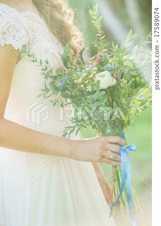 wedding flowers wedding flowers 17589074