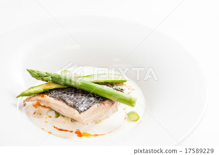 white fish with asparagus white fish with asparagus 17589229