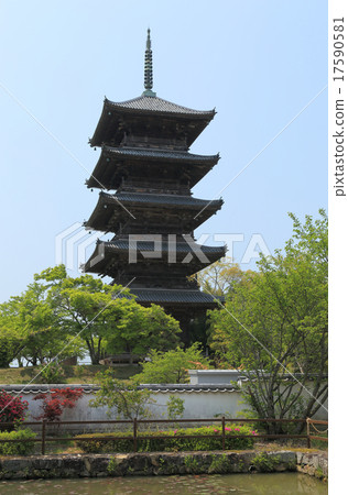 Kibunji-kyo Five-storey hill "Bicense Kokubunji Five-storied Pagoda" 17590581