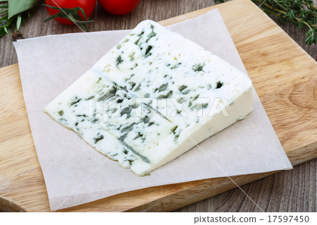 Blue cheese 17597450
