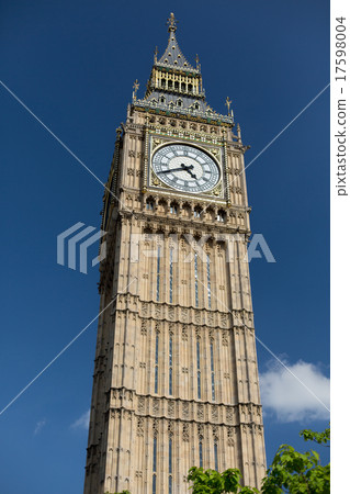 Big Ben great clock tower in London 17598004