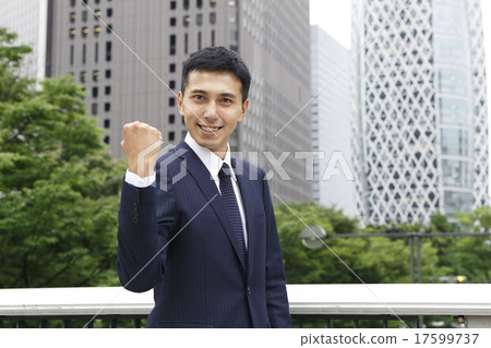 Businessman Businessman 17599737