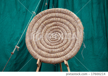 Archery Round Coiled Straw Target Archery Round Coiled Straw Target 17600214