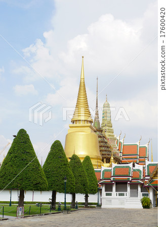 Buddhist temples in the Grand palace area Buddhist temples in the Grand palace area 17600420