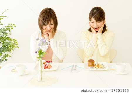 Women who rejoice desert Women who rejoice desert 17601153