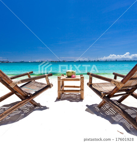 Tropical relax on white beach 17601928