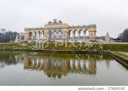 Gloriette in Schonbrunn Palace Garden, Vienna 17604193