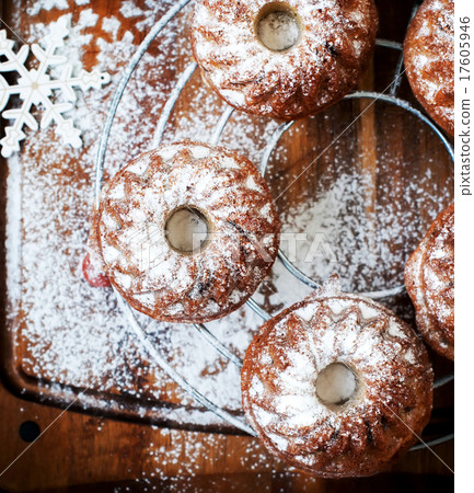 Fresh Small Cakes Dusted with Icing Sugar 17605946