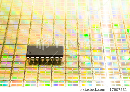 矽晶圓和集成電路 矽晶圓和集成電路 17607281