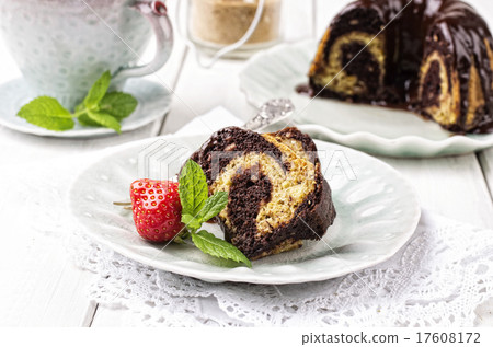marble cake 17608172
