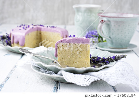 Lavender Cheese Cake 17608194