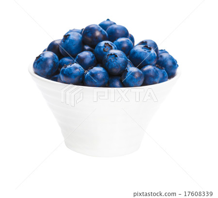 Fresh blueberries in a bowl Fresh blueberries in a bowl 17608339