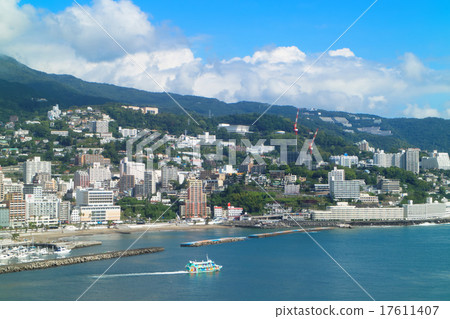 遊船離開熱海港的颱風·七島的朋友 遊船離開熱海港的颱風·七島的朋友 17611407