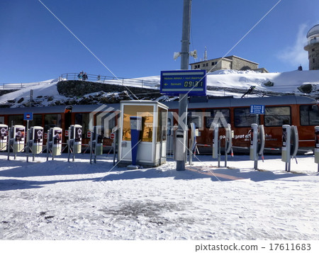Switzerland _ Zermatt _ Gornergrat train (Gornergrat) 17611683