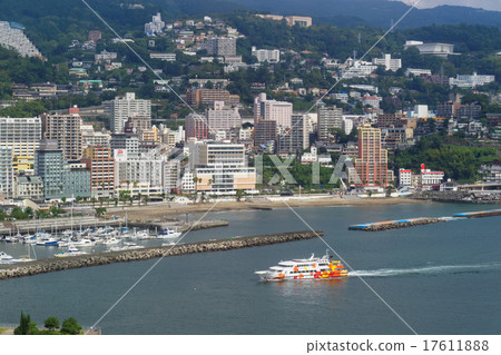 遊船/ Ile-de-Vacances 3入口到熱海港颱風和溫泉鎮 17611888