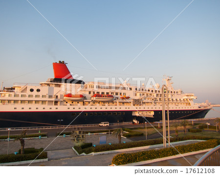Nippon Maru 17612108