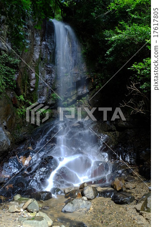 Momoo waterfall Momoo waterfall 17617805