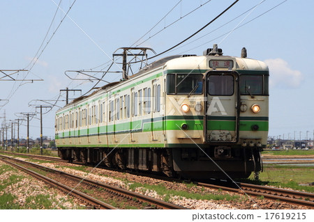 Shin-Etsu Main Line 115 near the end (rapid) 17619215
