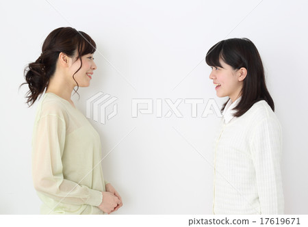 母親和女兒 母親和女兒 17619671