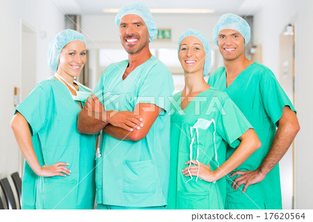 Surgeons in Hospital or clinic as team 17620564