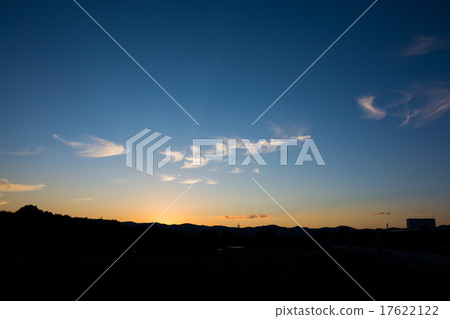 一個垂死的天空 17622122