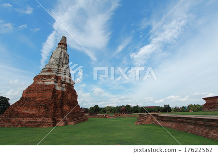 Thai Ayutthaya remains Wat Chaiwattanaram Thai Ayutthaya remains Wat Chaiwattanaram 17622562