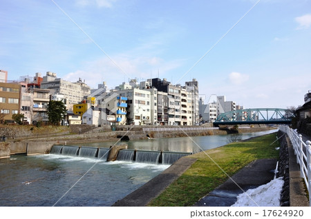 View of Saikawa Bridge from Saikawa Riverbed in Kanazawa City, Ishikawa Prefecture 17624920