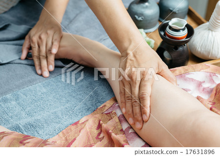 Thai foot and leg massage series Thai foot and leg massage series 17631896