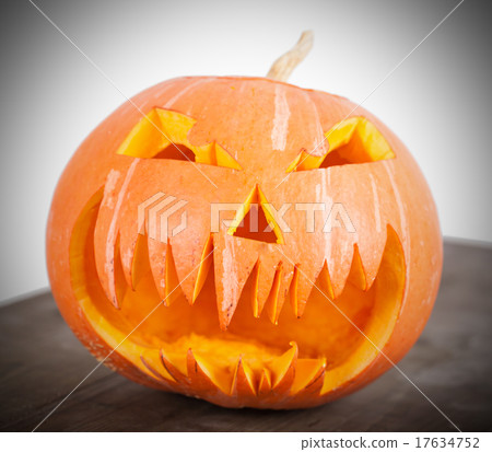 Halloween pumpkin 17634752