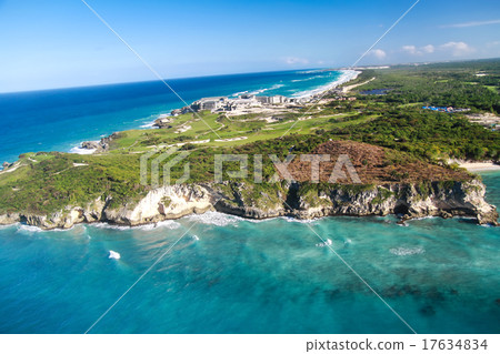 Aerial view of Macao beach 17634834