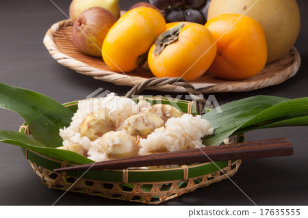 Chestnut rice and autumn fruits Chestnut rice and autumn fruits 17635555