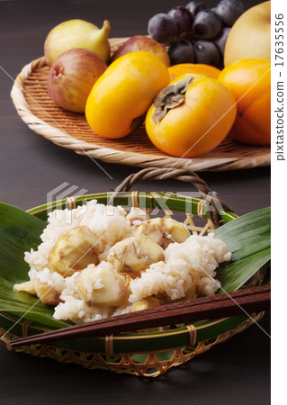 Chestnut rice and autumn fruits Chestnut rice and autumn fruits 17635556
