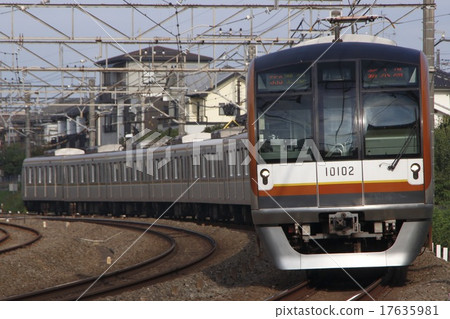 Subway Yurakucho Line 10000 series with Seibu Ikebukuro Line Subway Yurakucho Line 10000 series with Seibu Ikebukuro Line 17635981