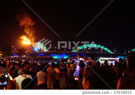 燒火的龍橋 燒火的龍橋 17639055