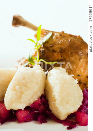 Roast Duck, Red Cabbage and Potato Dumplings Roast Duck, Red Cabbage and Potato Dumplings 17639614