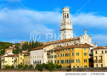 Verona Cathedral - Veneto Italy 17640299