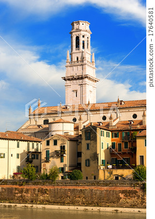 Verona Cathedral - Veneto Italy Verona Cathedral - Veneto Italy 17640581