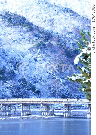 January Kyoto Arashiyama Togetsu bridge snow scene January Kyoto Arashiyama Togetsu bridge snow scene 17643396