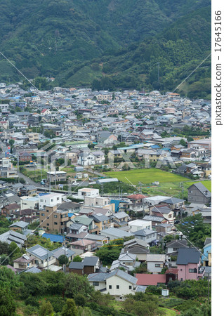 Housing image Housing image 17645166