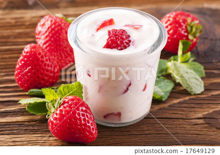 Strawberry yoghurt 17649129