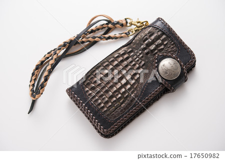 Crocodile leather wallet 17650982