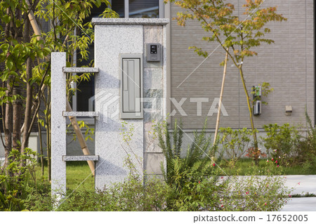 新城的房子 17652005