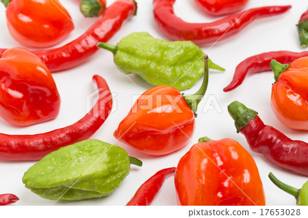Raw pepper Habanero, Joloquia, red pepper Raw pepper Habanero, Joloquia, red pepper 17653028