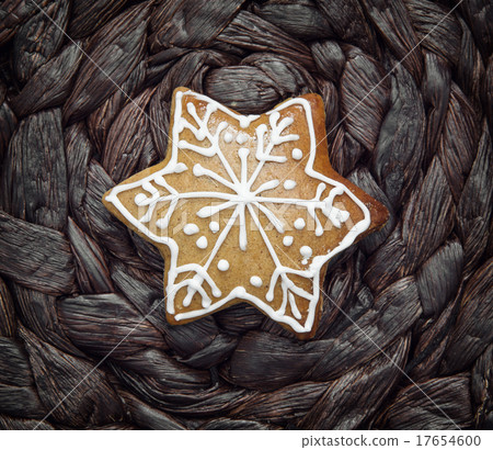Gingerbread star 17654600