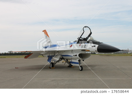 aviation festival, defense, an airport show 17658644