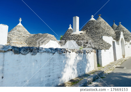 Traditional trulli houses in Alberobello 17669153