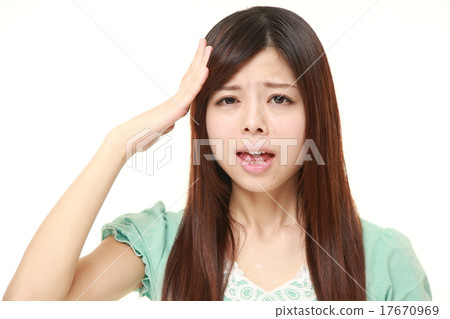 一個健忘的女士 一個健忘的女士 17670969
